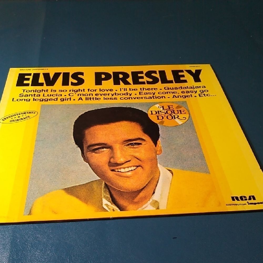 Elvis Presley Yellow Album Cover